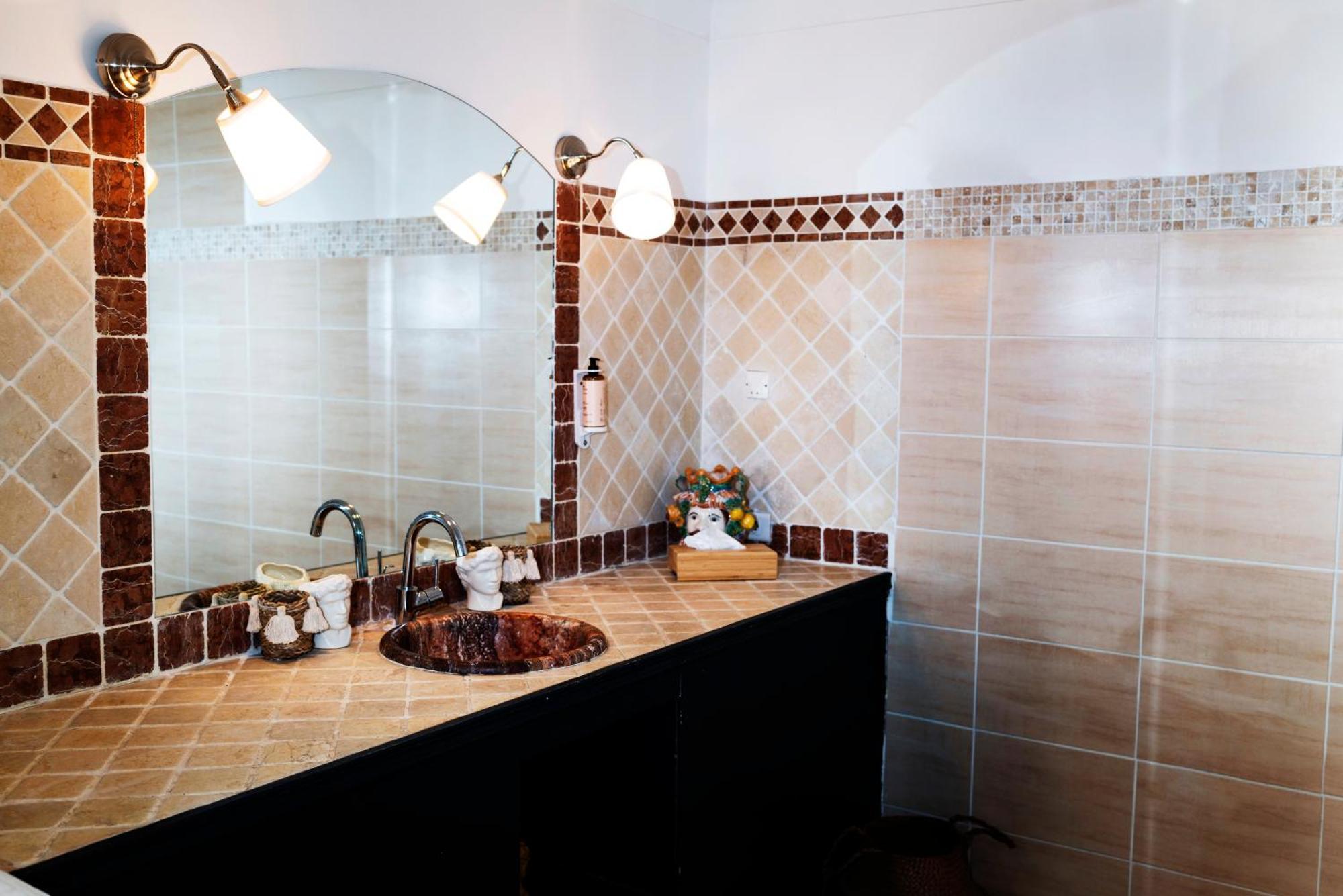 La Bravade Luxe Et Serenite Au Coeur De Saint-Tropez Suites Spacieuses Avec Jardin Enchanteur エクステリア 写真