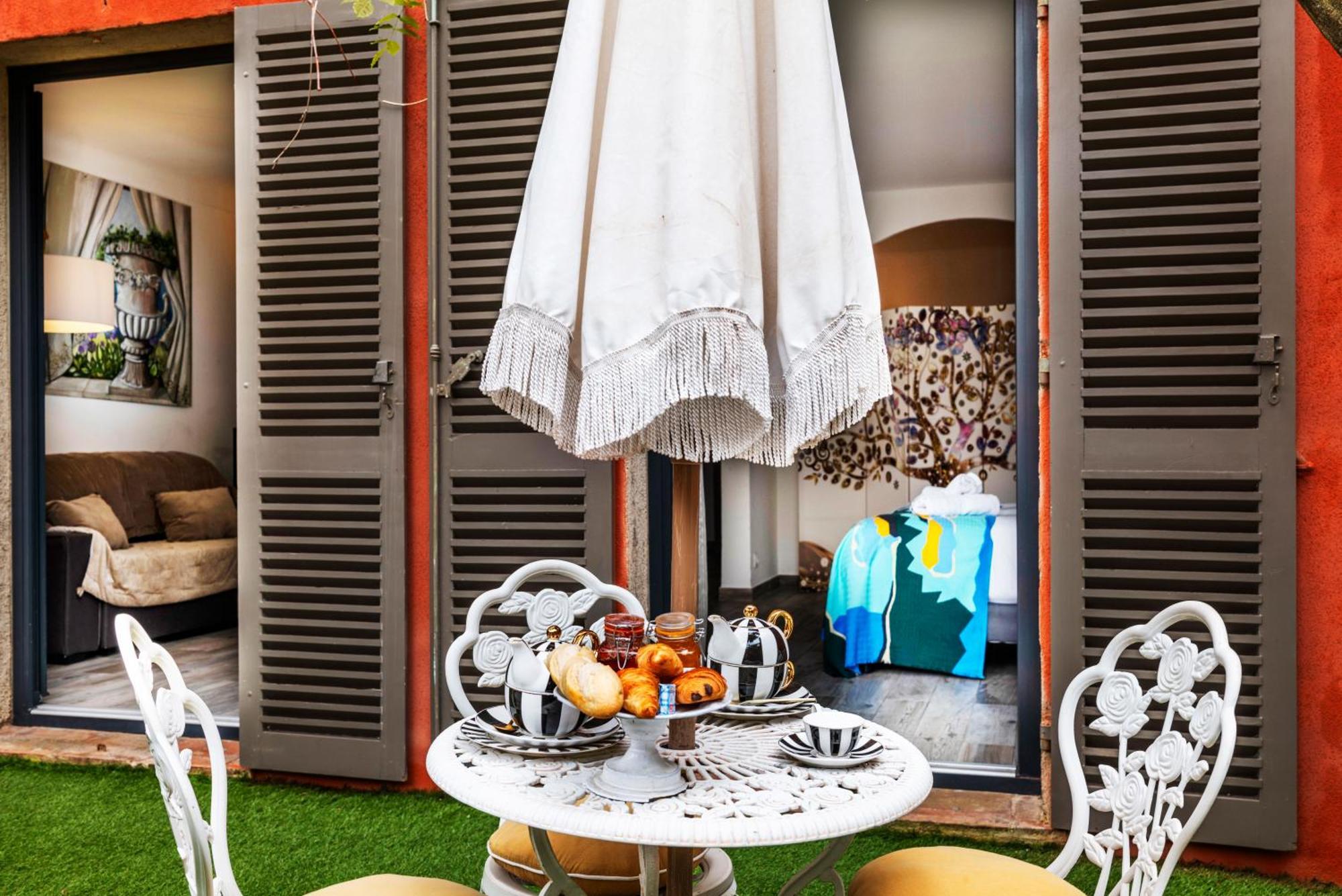 La Bravade Luxe Et Serenite Au Coeur De Saint-Tropez Suites Spacieuses Avec Jardin Enchanteur エクステリア 写真