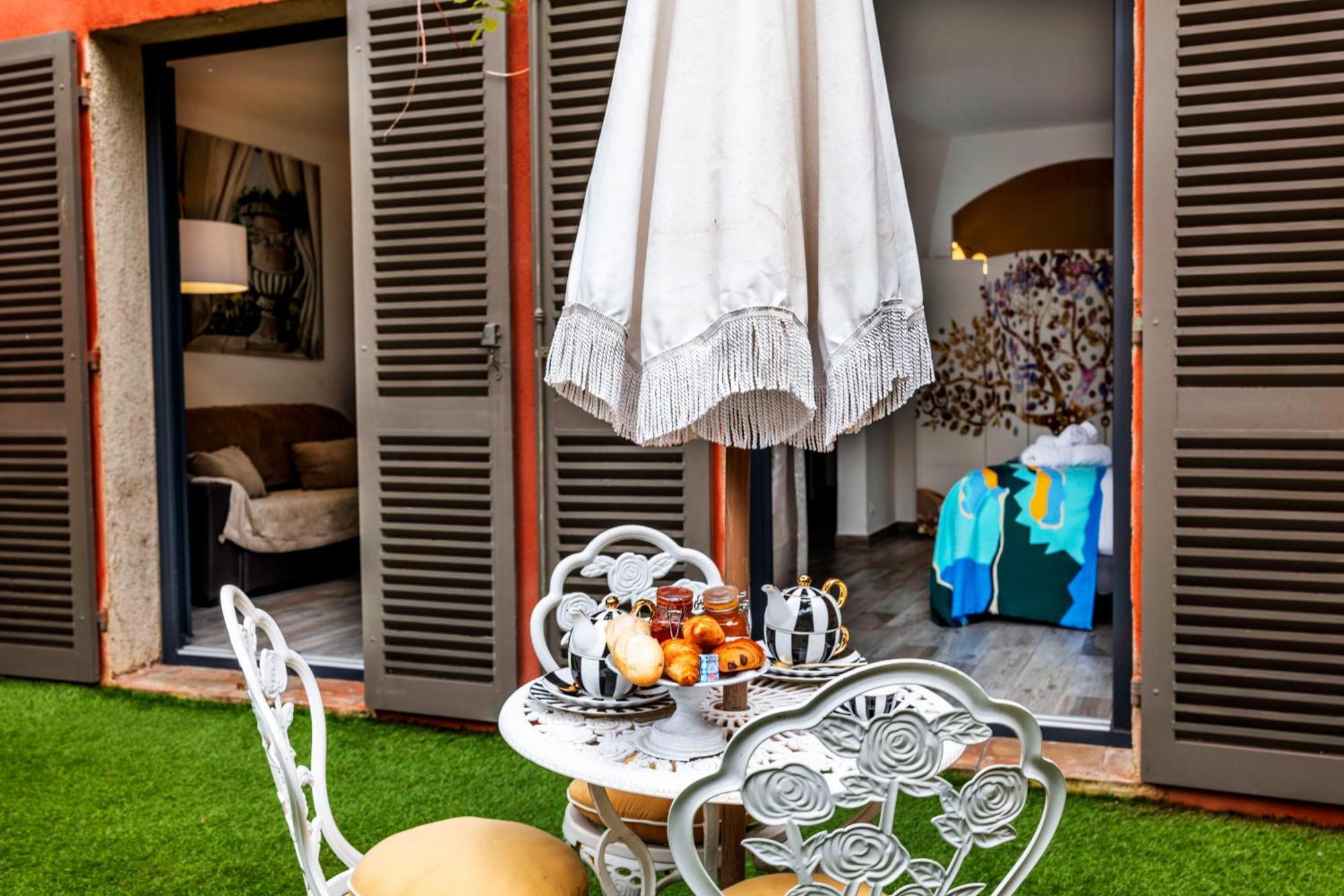La Bravade Luxe Et Serenite Au Coeur De Saint-Tropez Suites Spacieuses Avec Jardin Enchanteur エクステリア 写真