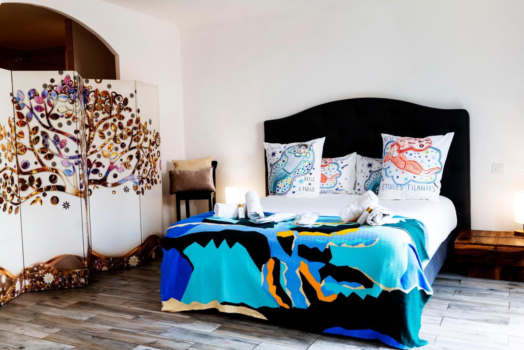 La Bravade Luxe Et Serenite Au Coeur De Saint-Tropez Suites Spacieuses Avec Jardin Enchanteur エクステリア 写真